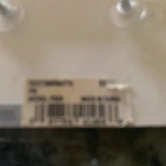 Givenchy dangles - Picture 2 of 3